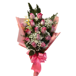 Ramo de 15 rosas rosadas frescas envuelto de forma elegante con cinta de seda