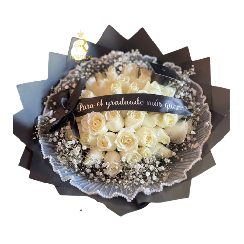 Ramo graduación 24 rosas blancas frescas con envoltura elegante