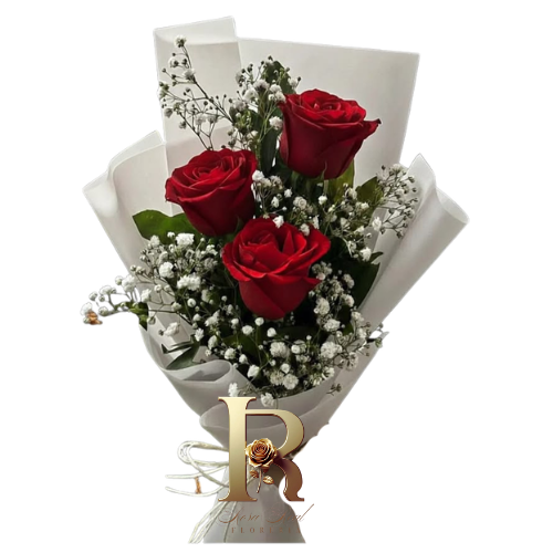 Ramo de 3 rosas rojas con gypsophila y envoltura blanca elegante