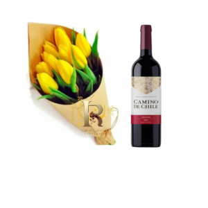 Ramo de 10 tulipanes amarillos frescos en papel kraft y botella de vino tinto Camino de Chile