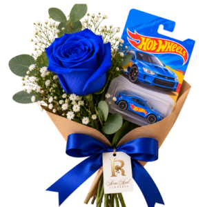 Ramo con rosa azul y auto Hot Wheels para el Día del Novio - Rosa Real